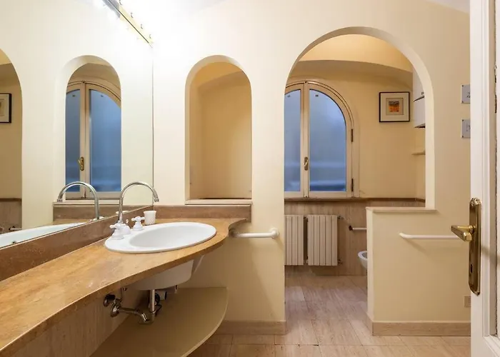 Porta Pia Elegant Two Bedroom Apartment *