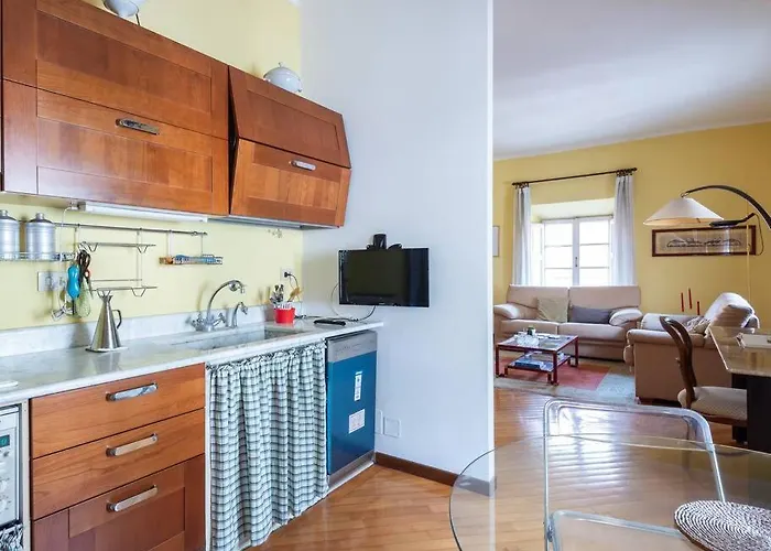 Porta Pia Elegant Two Bedroom Apartment