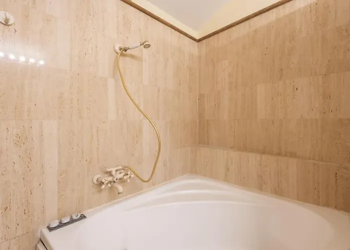 Porta Pia Elegant Two Bedroom Apartment
